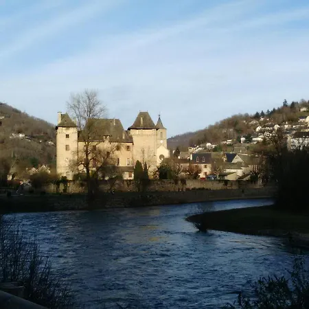 Le Relais Des Planquettes Frühstückspension Saint-Etienne-Cantales